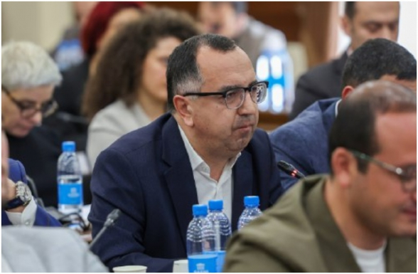 Տիգրան Ավինյանն ու Երևանի ՔՊ-ի ավագանիները գերի են իրենց կցորդ Հանրապետություն խմբակին